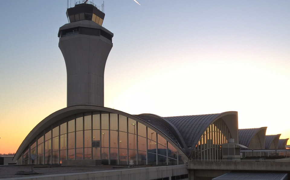 Park And Stay Lambert Airport www.stayandparkhotels.com